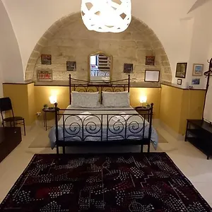 awesomehouse-centre-bari.barihotels.org/